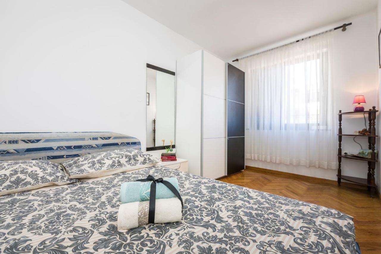 Slavica Lägenhet Mali Lošinj Exteriör bild